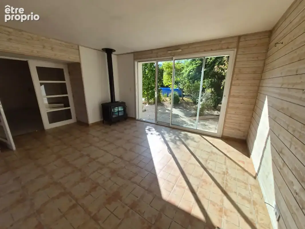Du charme, de beaux volumes et du calme? une maison à découvrir à Vaudrémont ! - photo 3