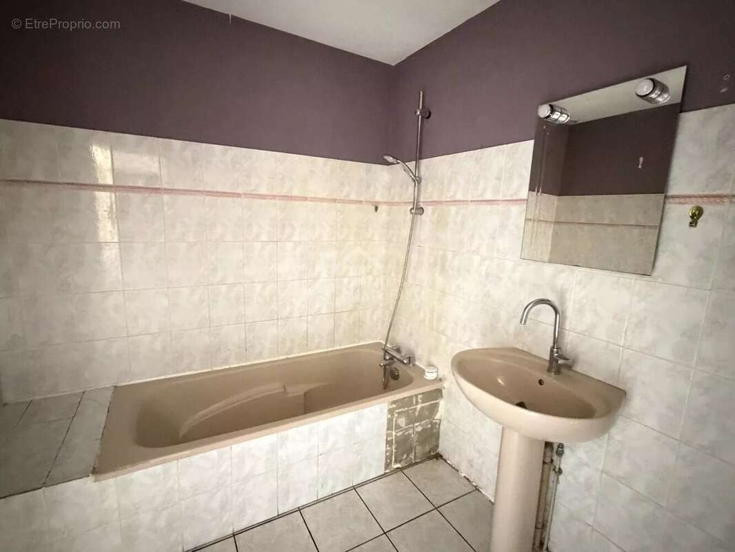 Maison 4 pièces - 73 m² - jardinet - photo 7
