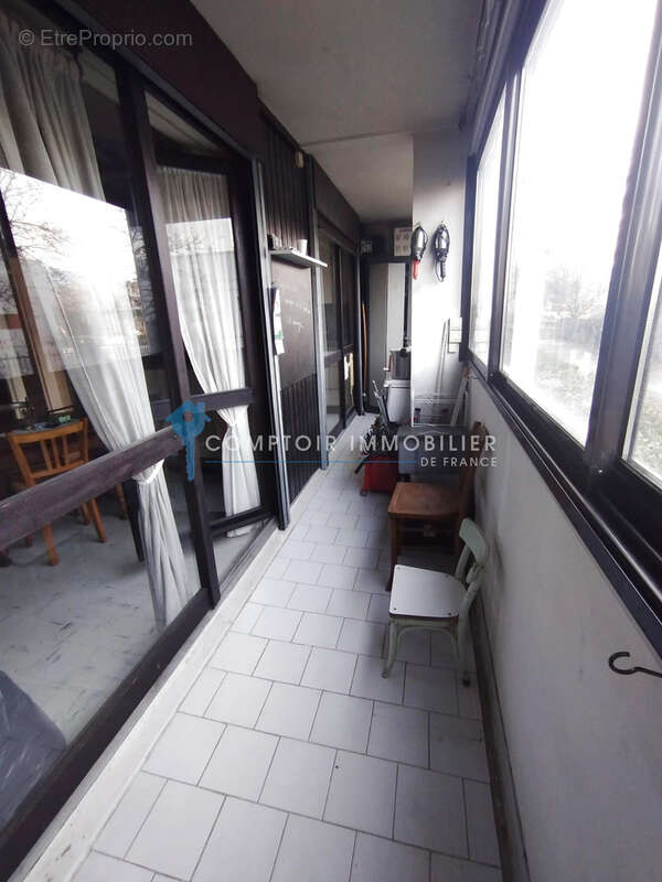 Appartement T5 Secteur Village Olympique 38100 GRENOBLE - photo 3