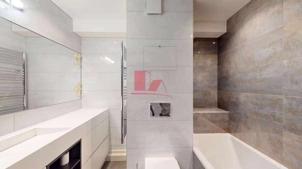 Appartement à ISSY-LES-MOULINEAUX