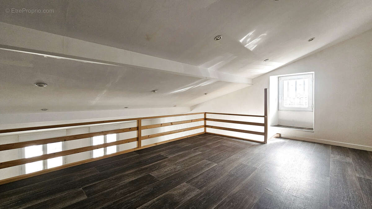 Appartement à COGNAC