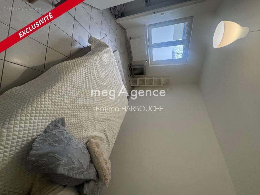 Appartement à LE CHAMBON-FEUGEROLLES