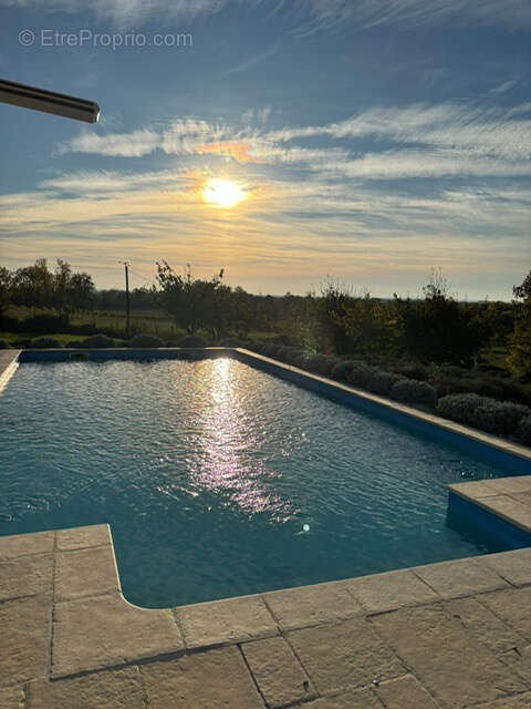 Maison à SAINT-SORLIN-DE-CONAC