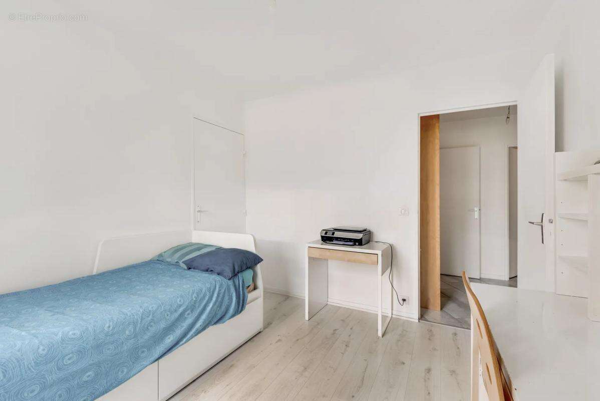 Appartement à ISSY-LES-MOULINEAUX