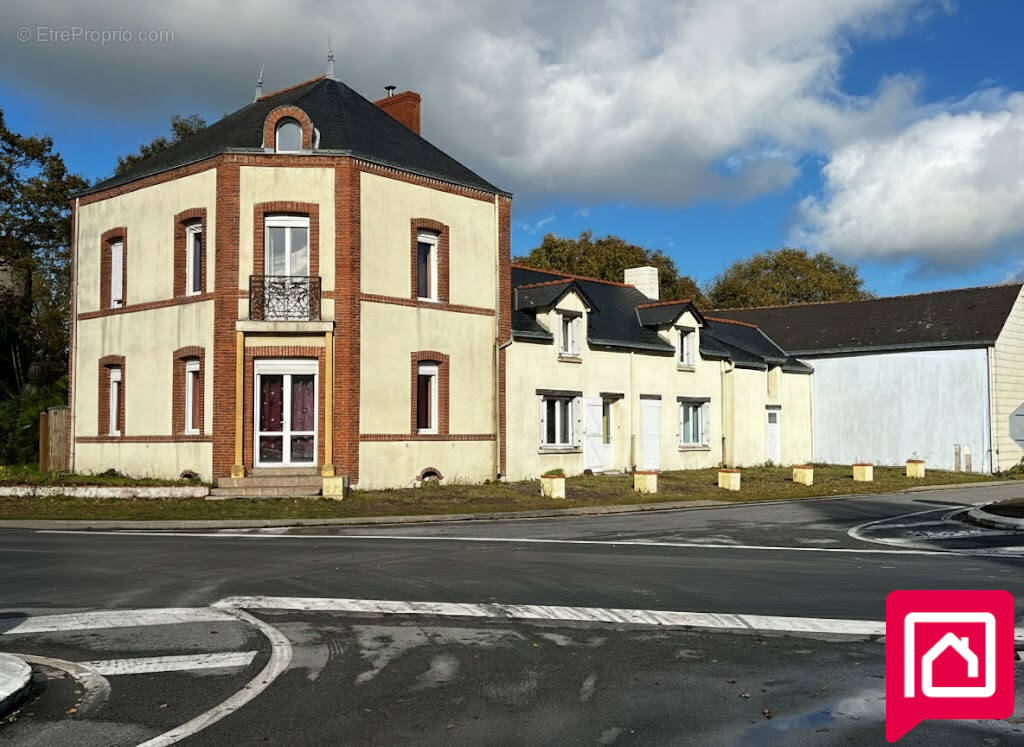 Maison à PLESSE