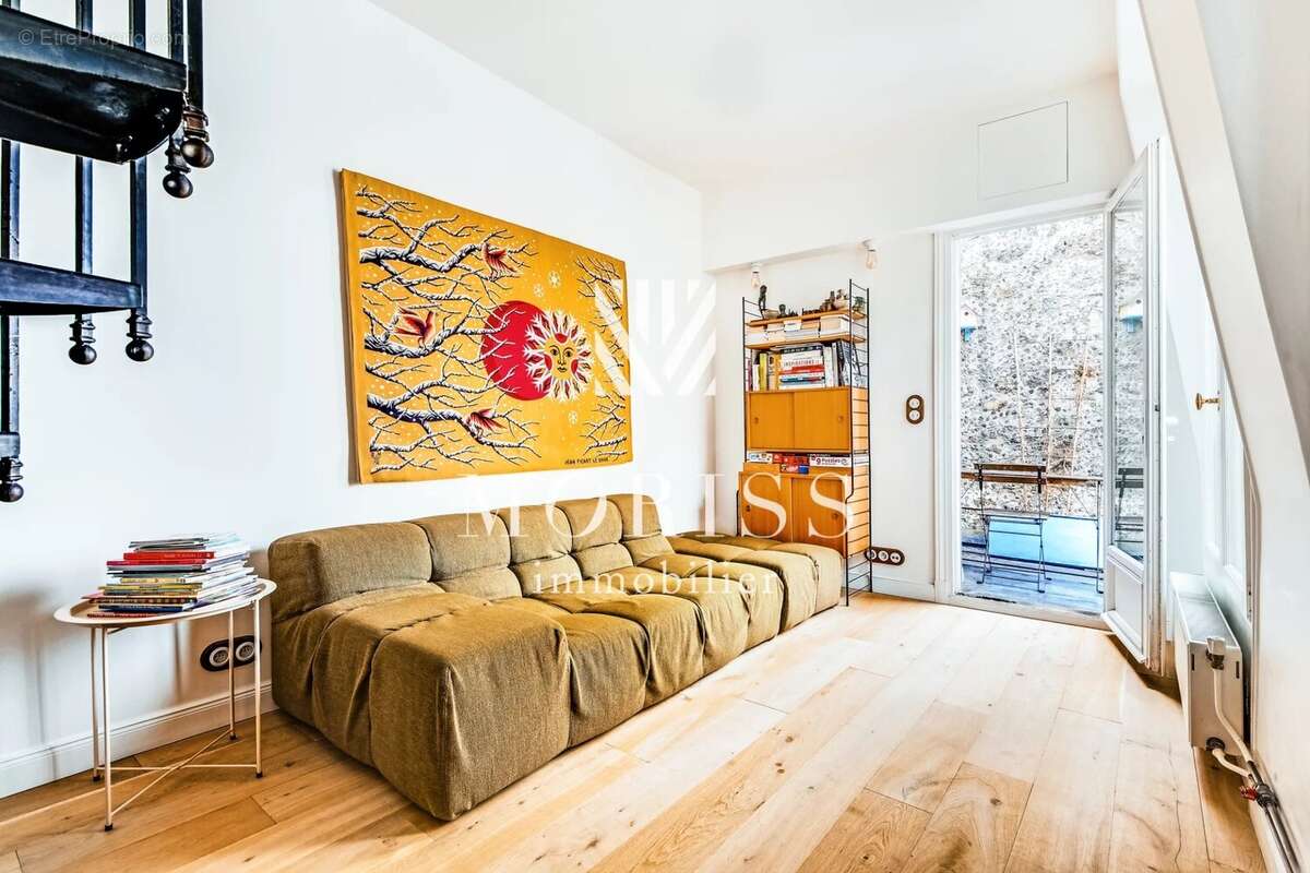 Appartement à PARIS-15E