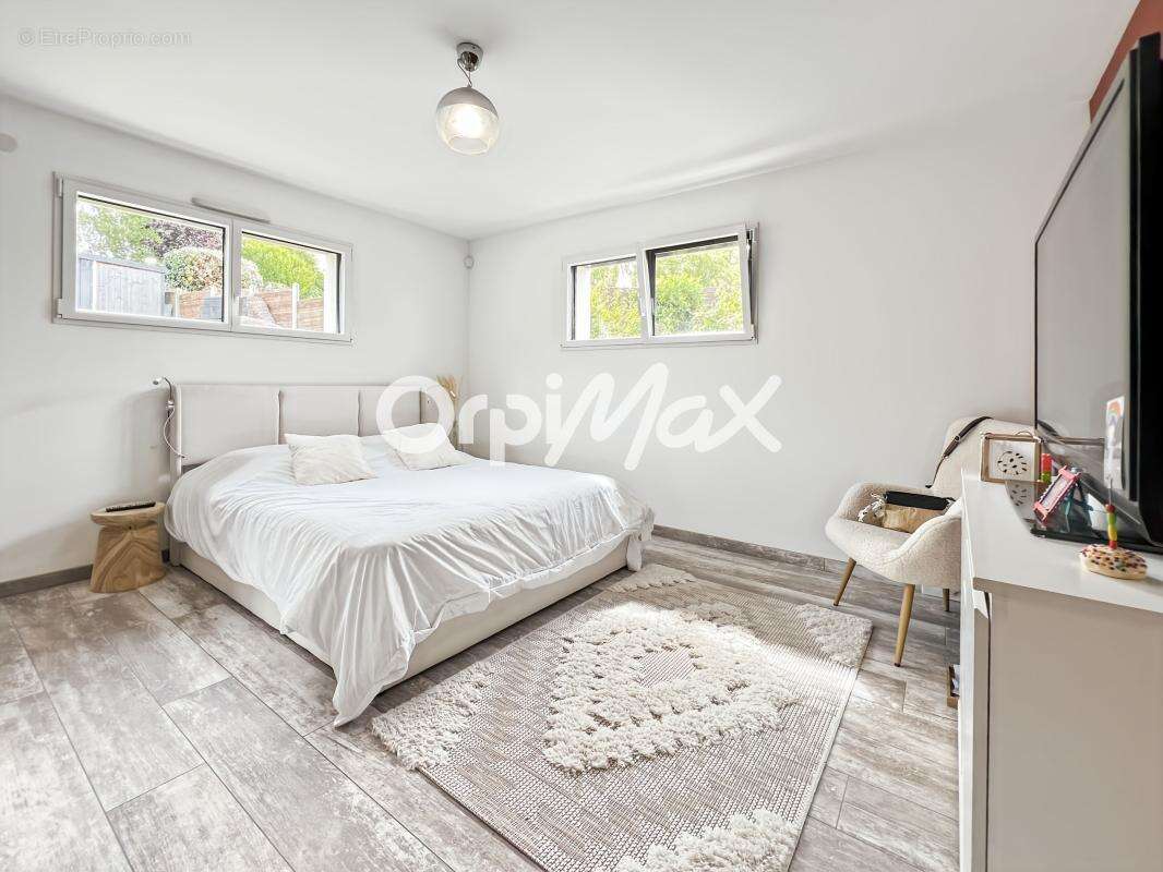 Maison À Vendre 176m2 - photo 10
