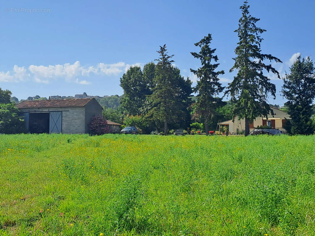 Maison à PUJOLS