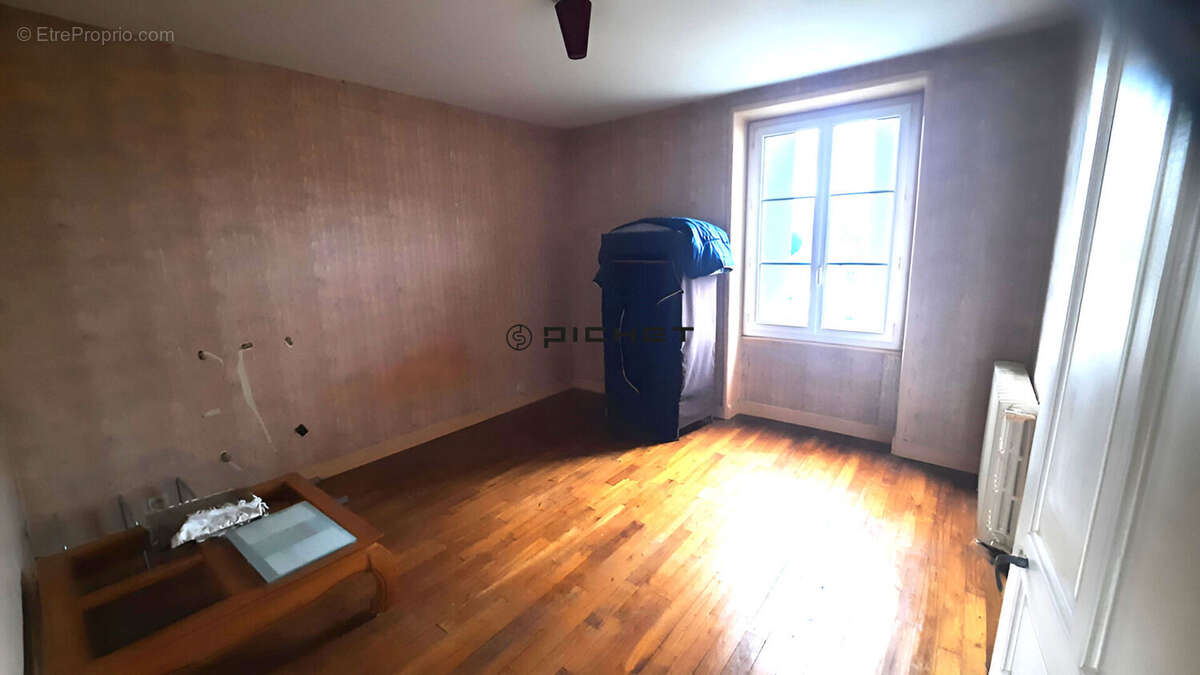 Appartement à MALEMORT-SUR-CORREZE