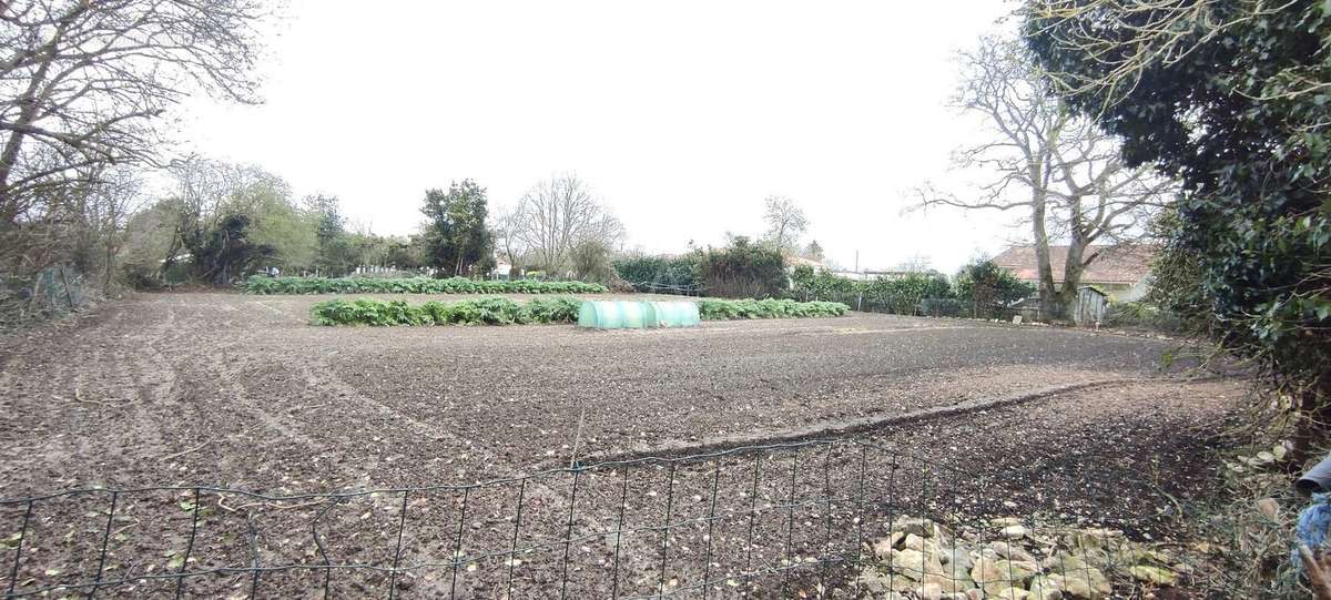 Maison à SAINT-VINCENT-SUR-JARD