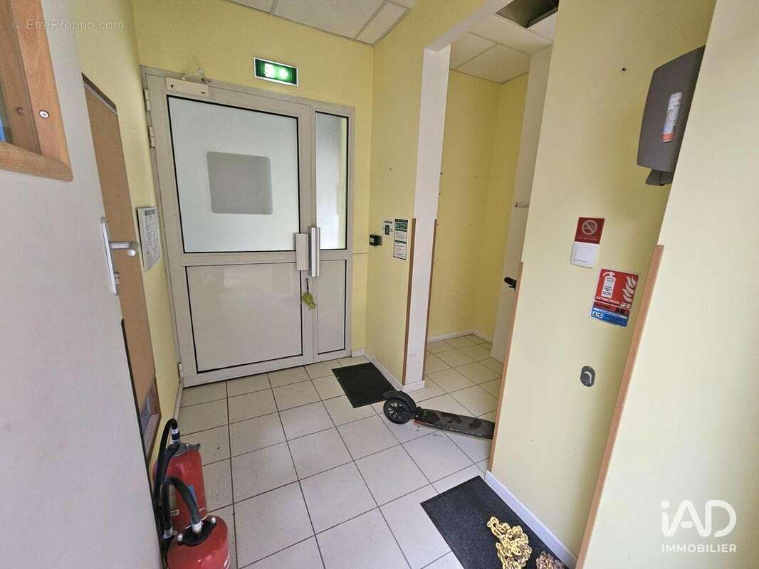 Photo 8 - Commerce à ASNIERES-SUR-SEINE