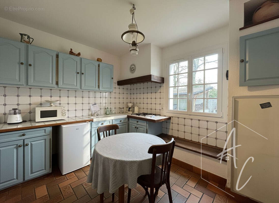 Maison à LA CHAPELLE-SUR-ERDRE