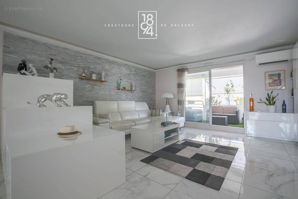 Appartement à MARSEILLE-8E