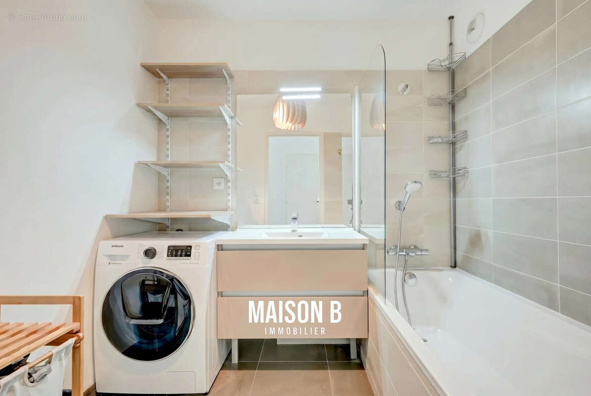 Appartement à MARSEILLE-7E