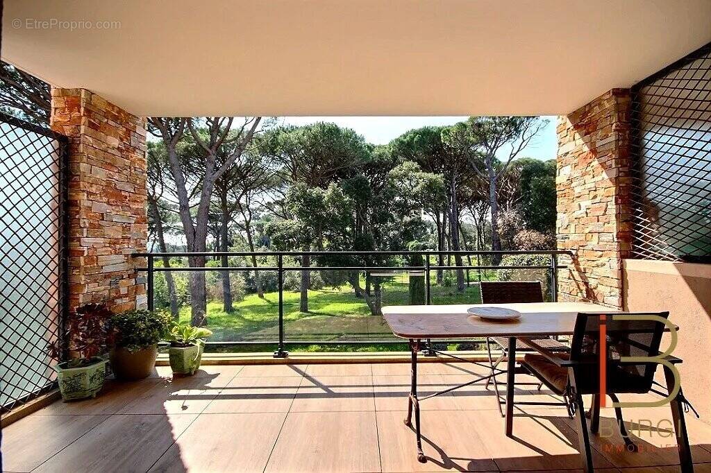 Appartement à SAINT-RAPHAEL