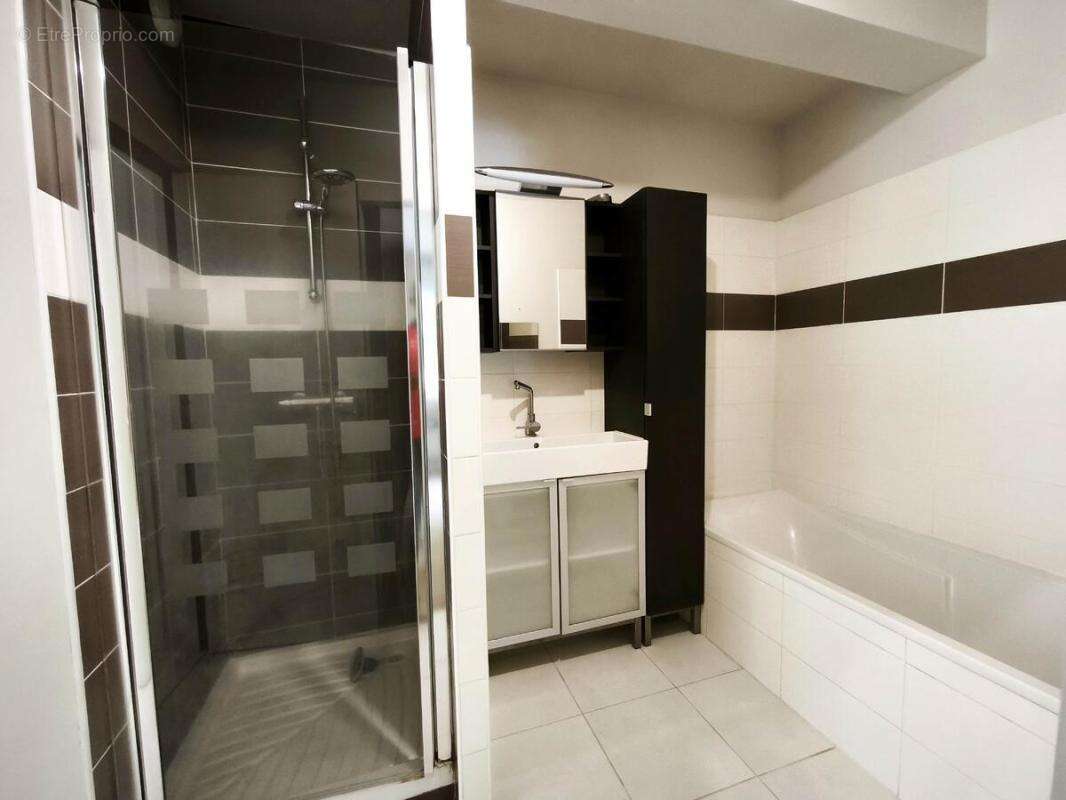 Maison 124 m² à Cournon  - photo 8
