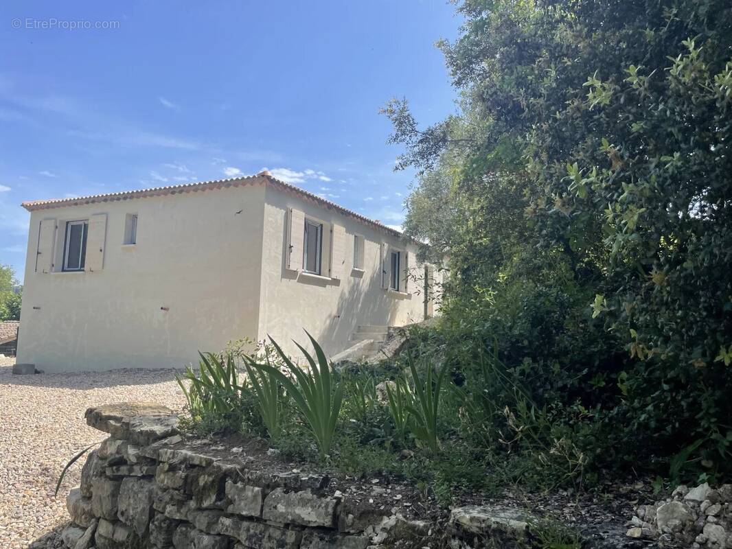 Maison à FIGANIERES