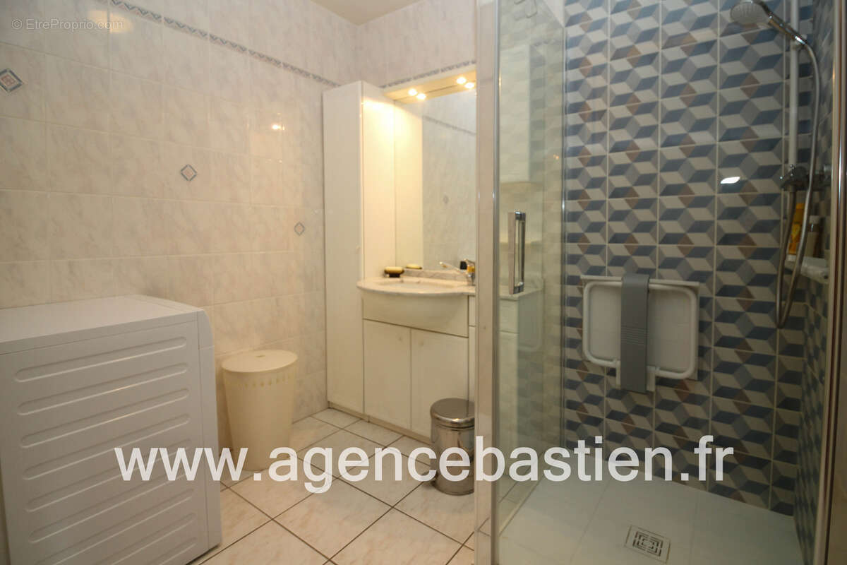 Appartement à DIVONNE-LES-BAINS