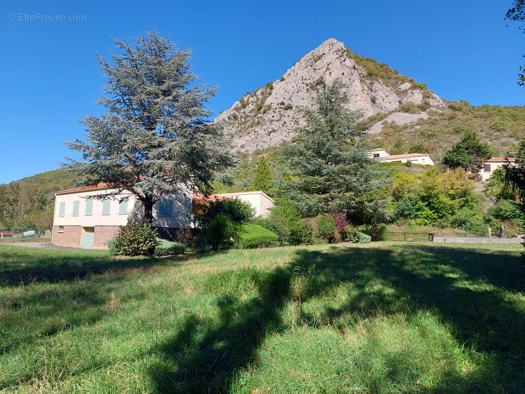Maison à BRUSQUE