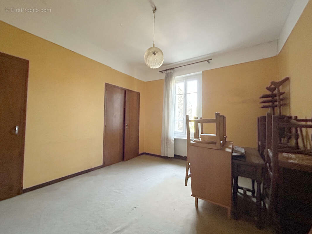 Maison à LEZIGNAN-CORBIERES