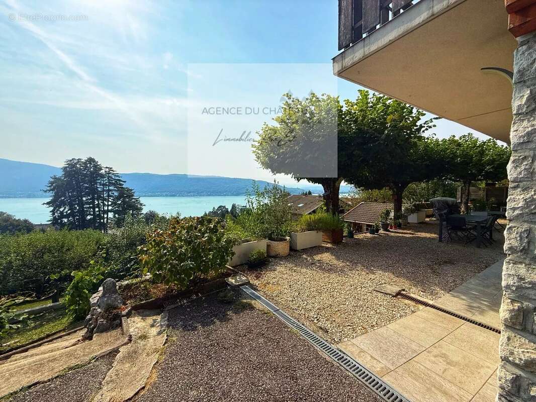 Maison à VEYRIER-DU-LAC