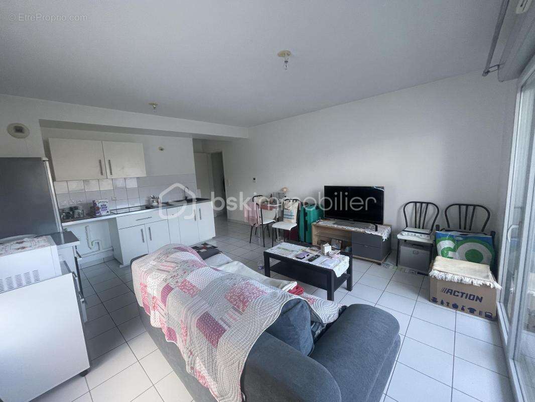 Appartement à MAINVILLIERS