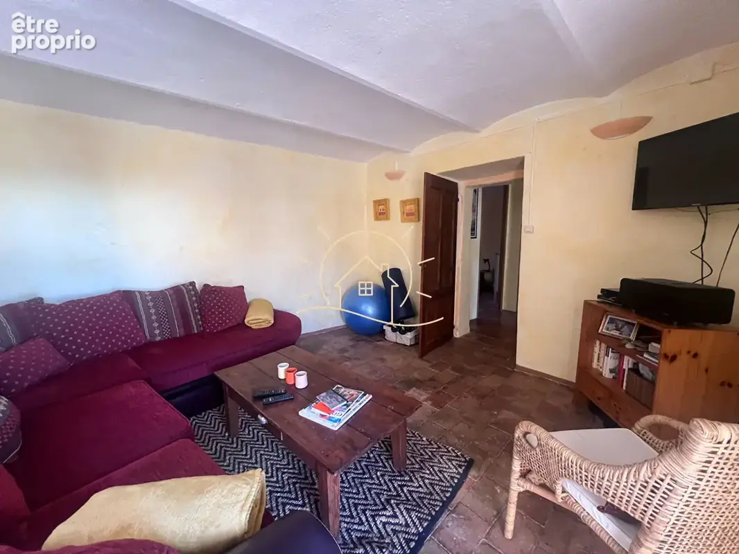 Maison au coeur du village de Bessas - photo 5