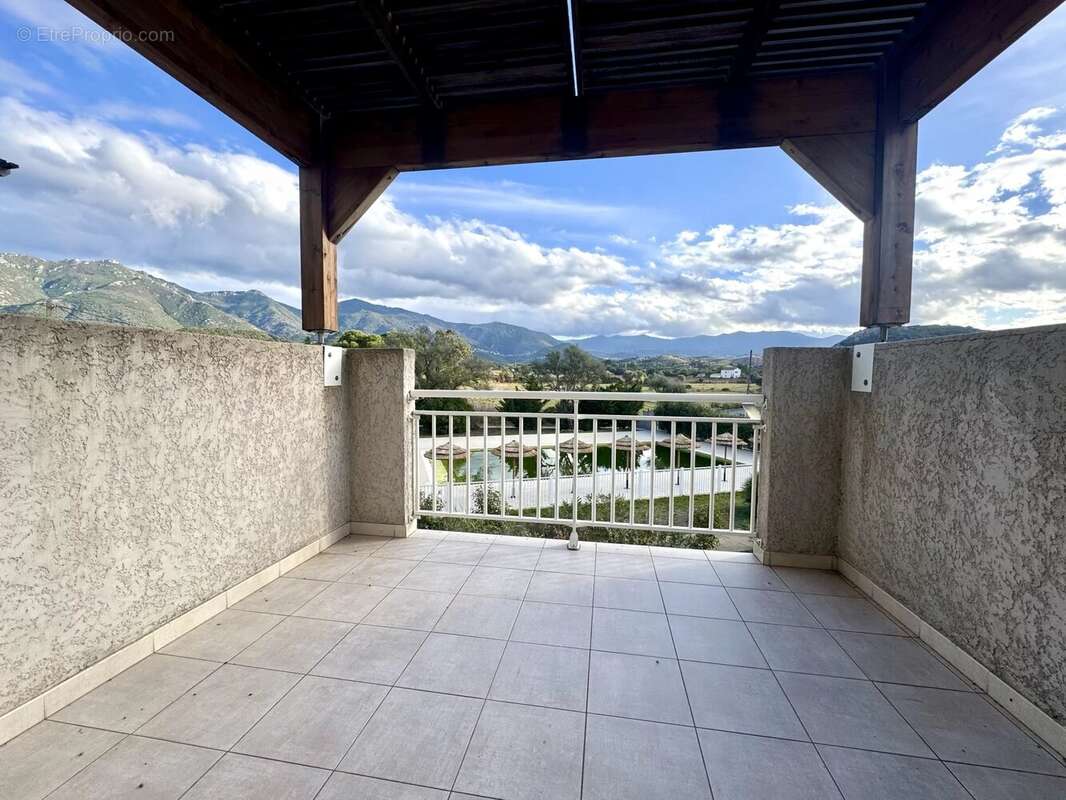 Appartement à OLETTA