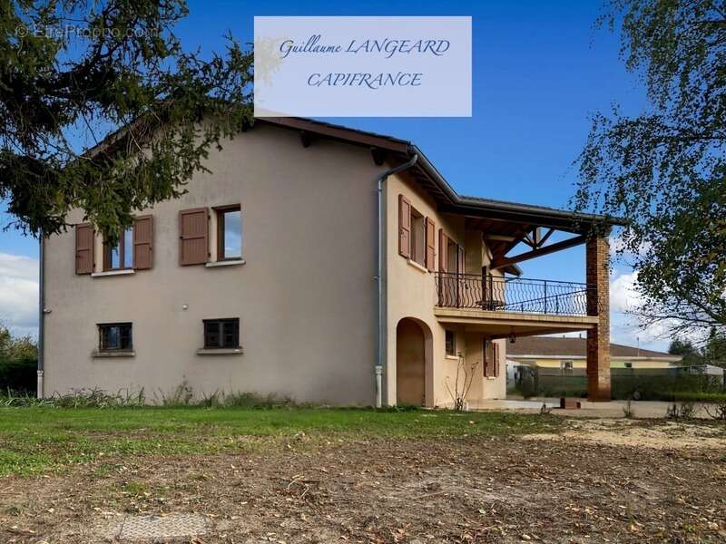 Maison à DOMPIERRE-SUR-CHALARONNE