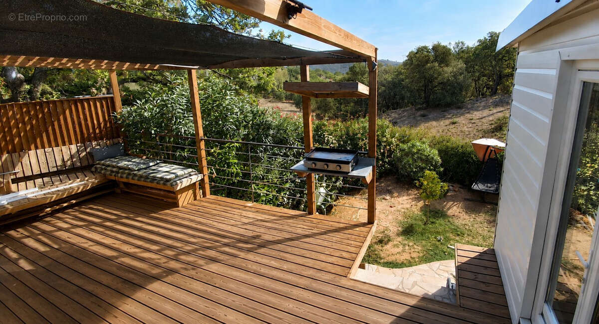 Maison à ROQUEBRUNE-SUR-ARGENS