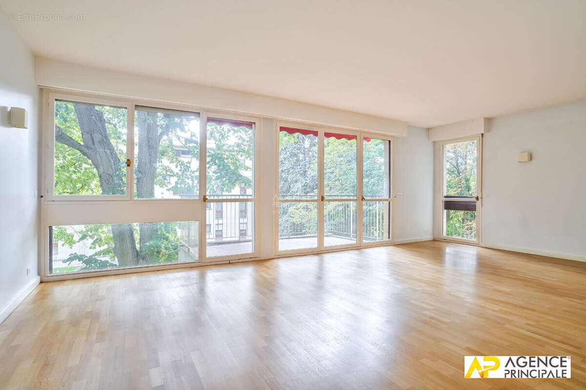 Appartement à MAISONS-LAFFITTE