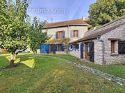 Maison à JUMEAUVILLE