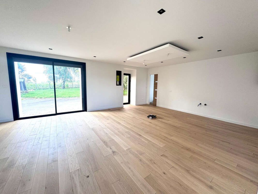 Maison à SAINT-GILLES