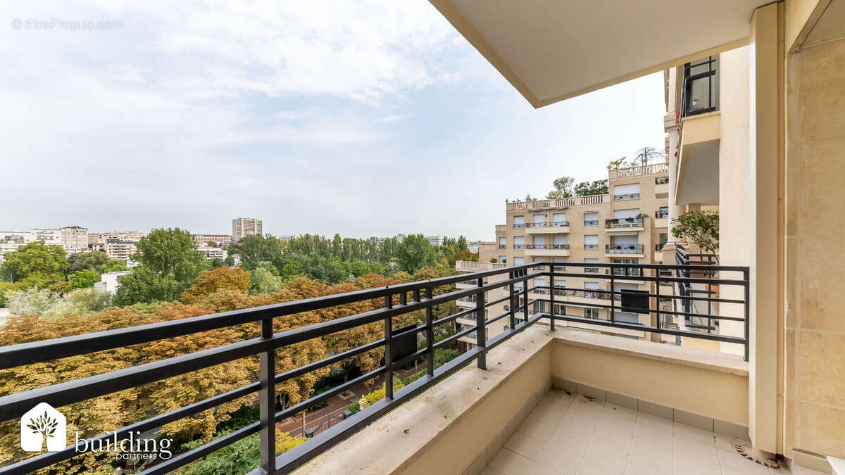 Appartement à LEVALLOIS-PERRET