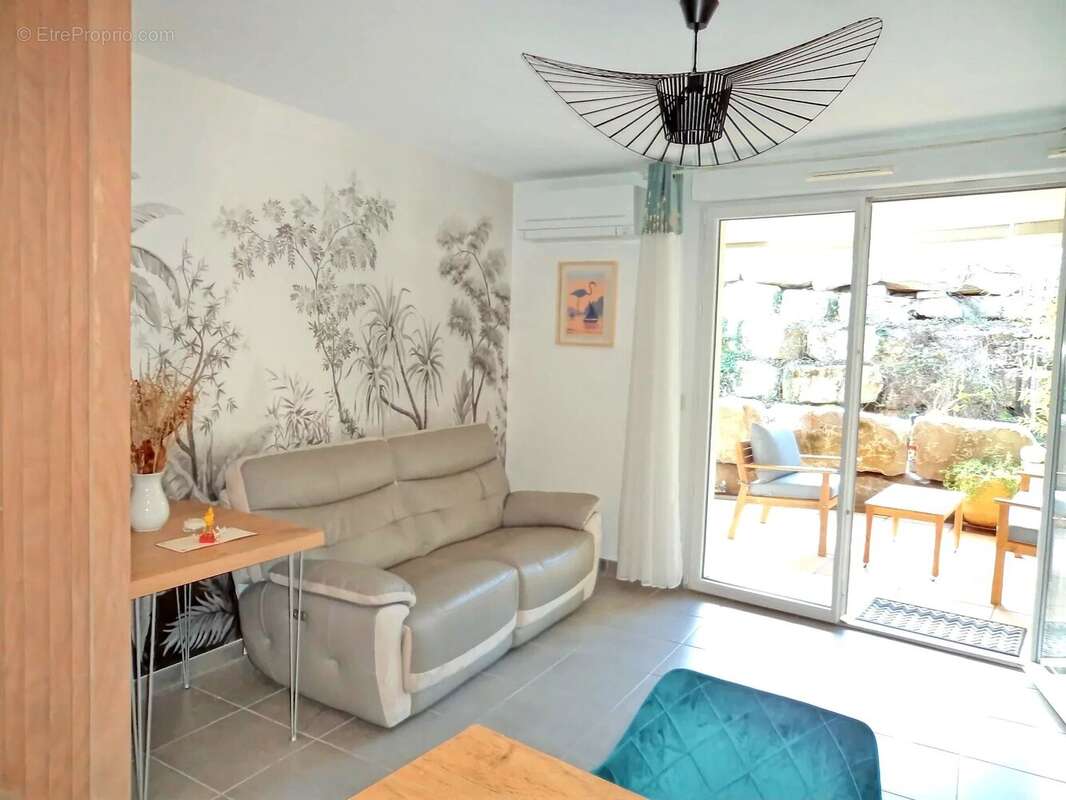 Appartement à LATTES