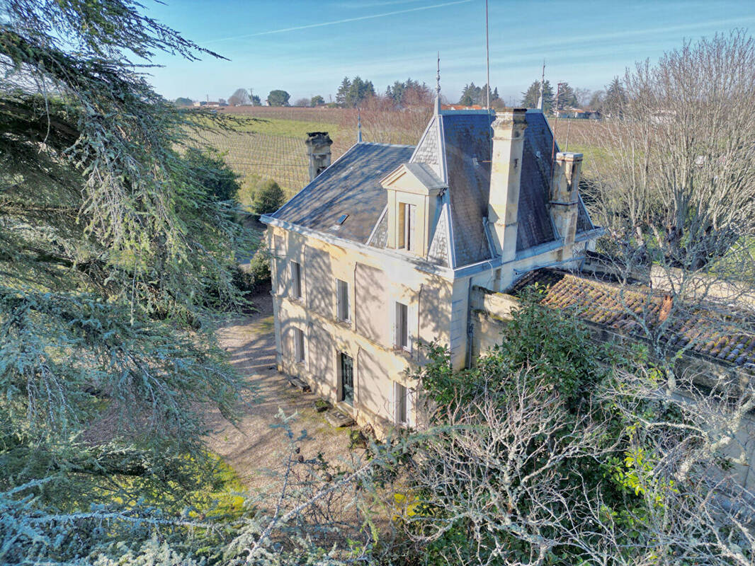 Maison à PUJOLS