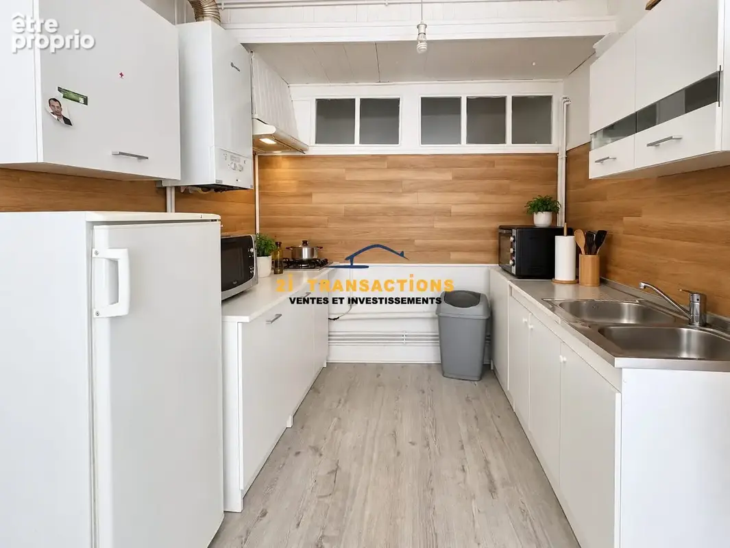 Appartement 210 m² à vendre à Rive-De-Gier (42800) - photo 4