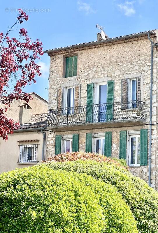 Maison à CAMPS-LA-SOURCE
