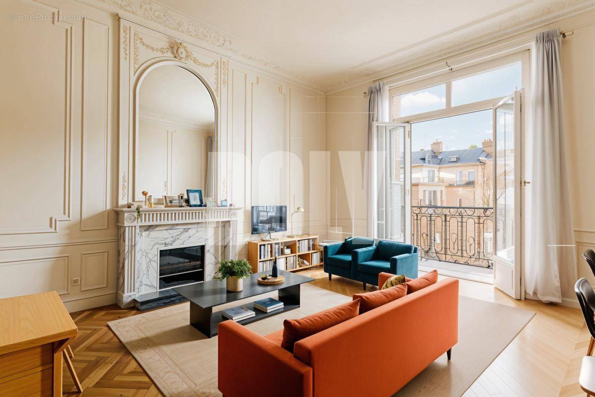 Appartement à PARIS-17E