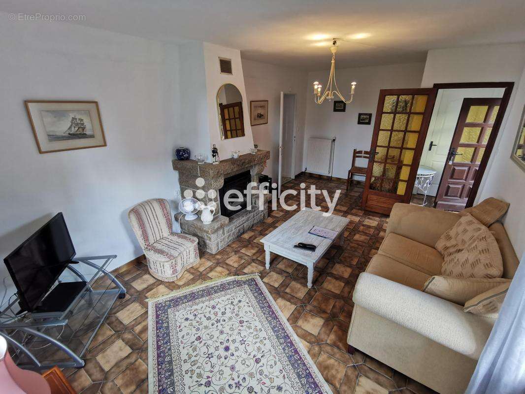 Maison 240 m² à Saint-Sever-Calvados  - photo 26