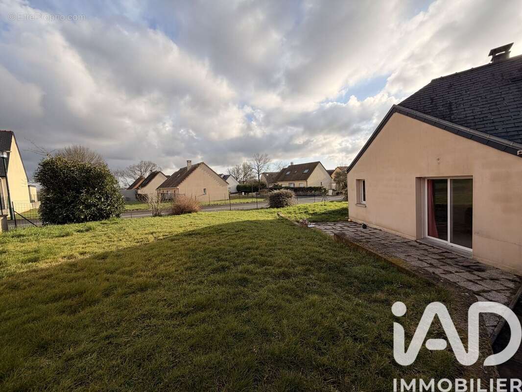 Photo 9 - Maison à LA SUZE-SUR-SARTHE