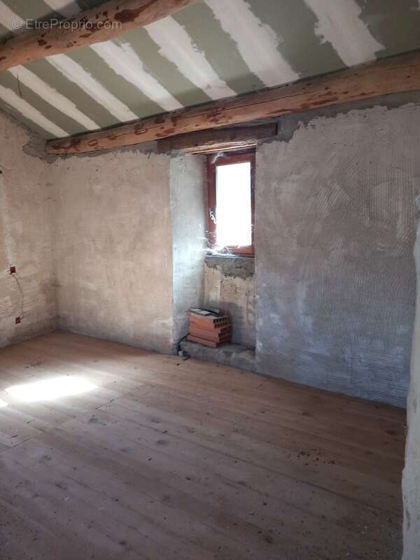 Maison à SAINT-ANDRE-DE-VALBORGNE