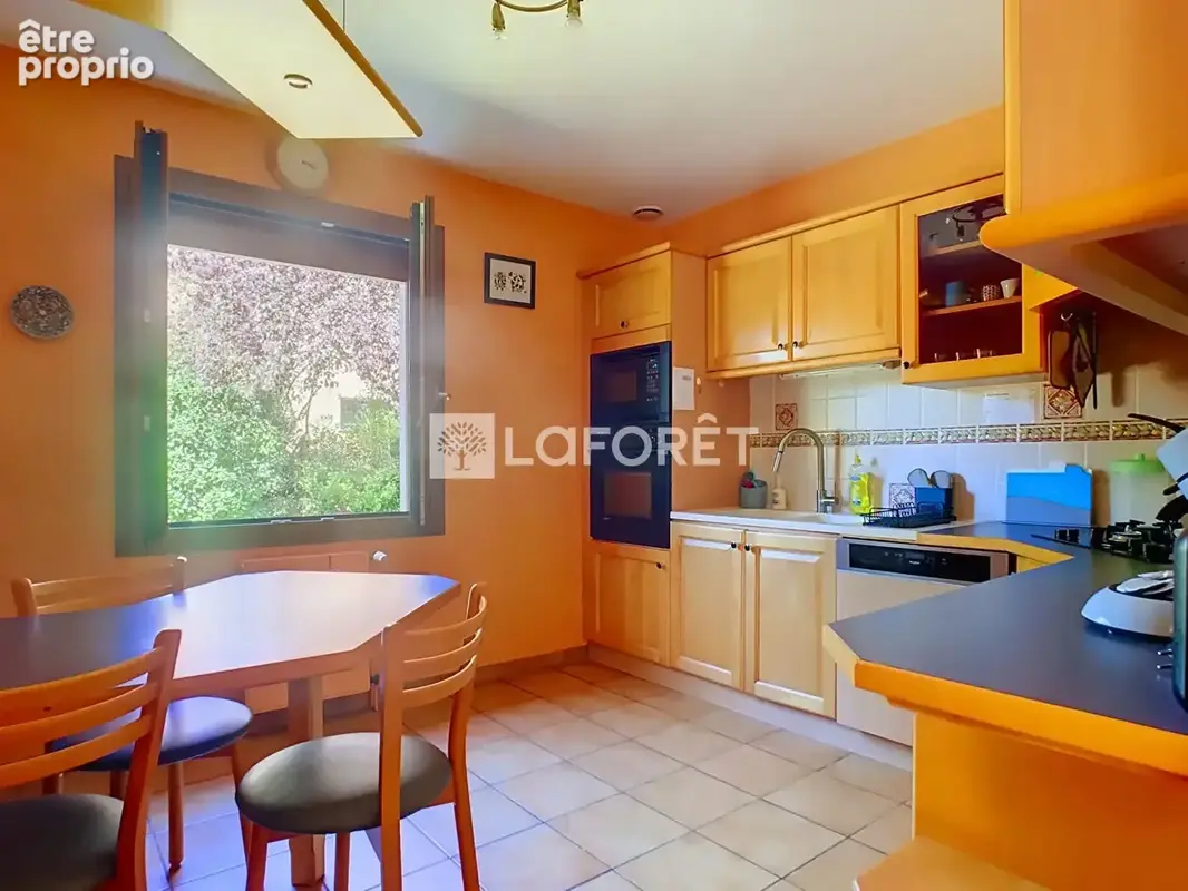 Maison 4 chambres Chartres-de-Bretagne, terrain 473 m² - photo 6
