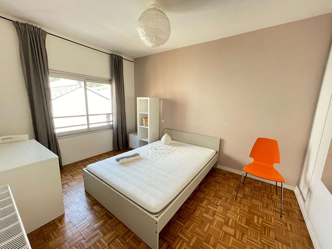 Proche métro / gare Saint-Agne, Toulouse - Appartement 3 pièces à vendre au dernier étage - photo 7