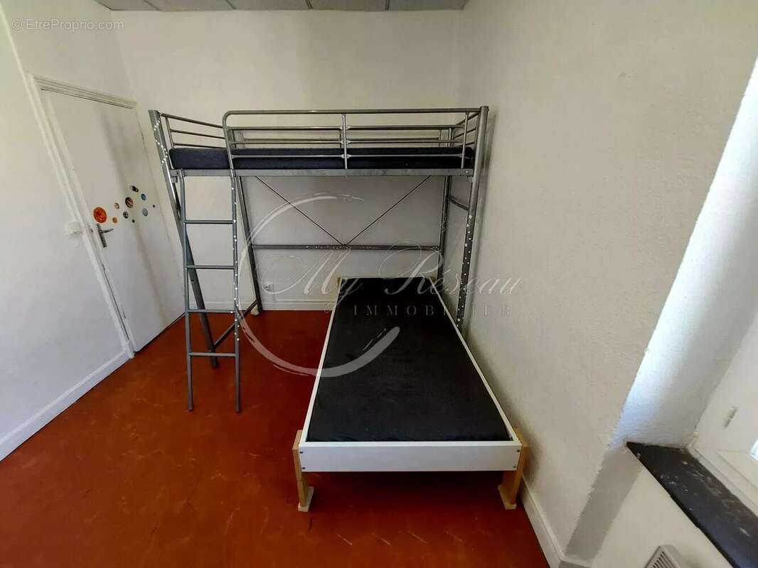 Appartement à LEZIGNAN-CORBIERES