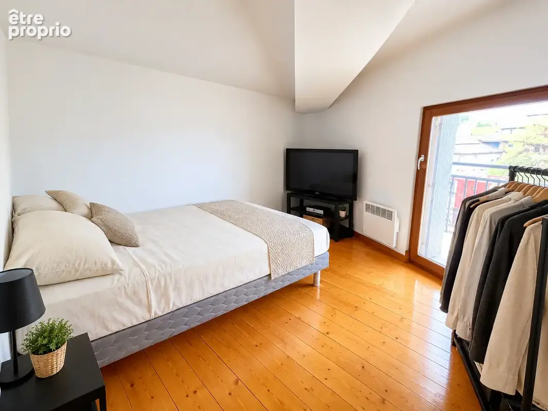 Vente Appartement 4 pièces de 55 m2   Clermont-l’Hérault - photo 4
