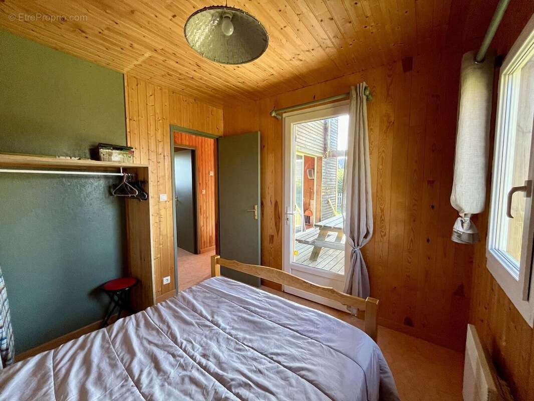 Maison à MAURINES