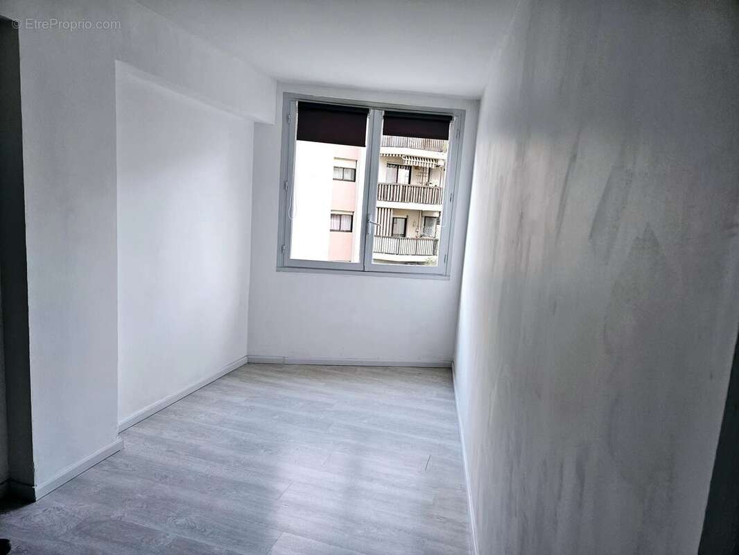 Commerce à CAGNES-SUR-MER