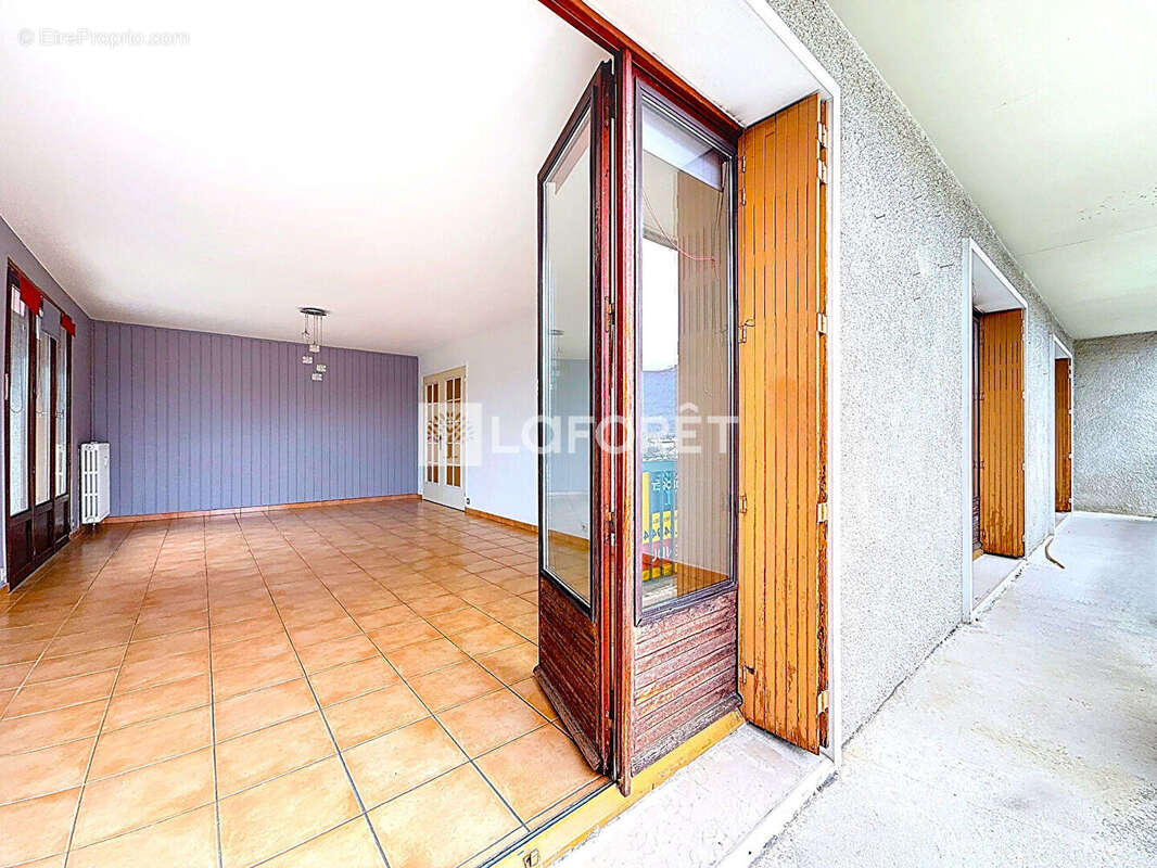 Appartement à LA RAVOIRE