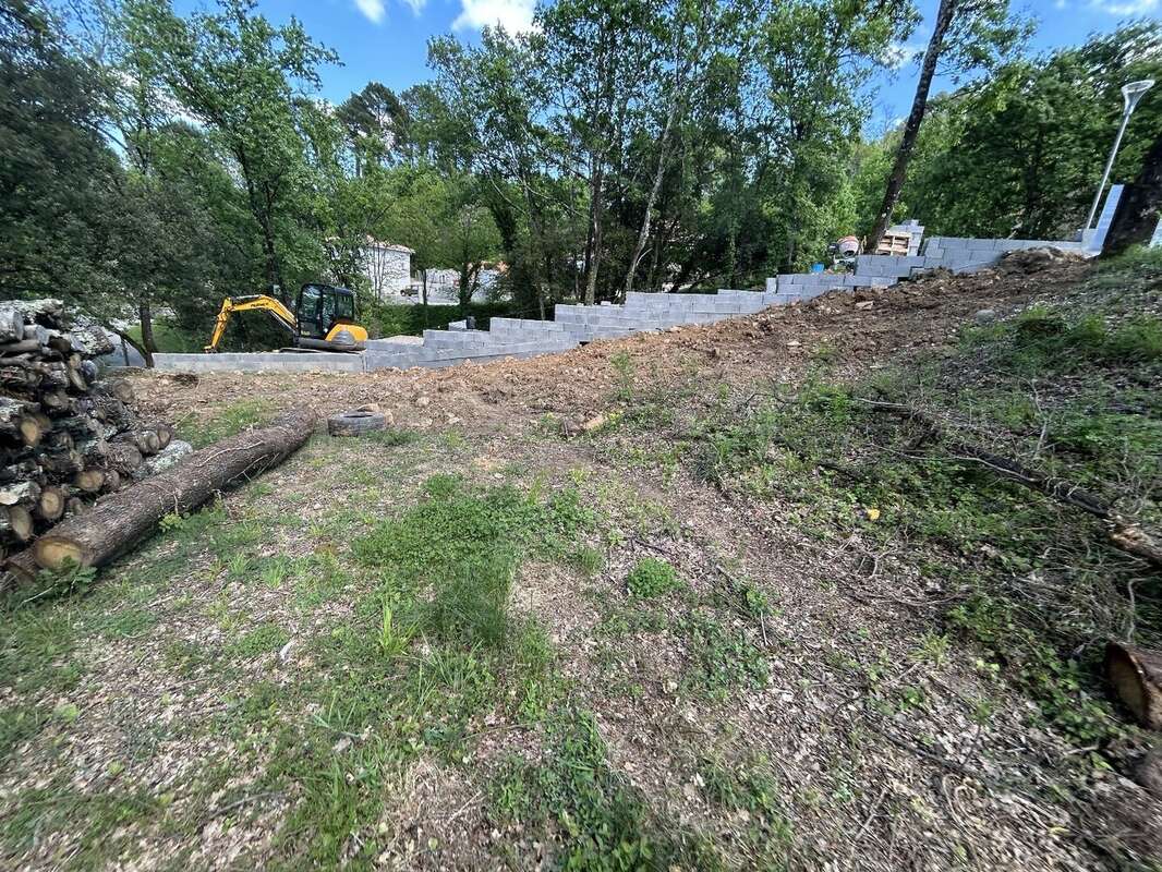 Terrain à SAINT-JEAN-DU-GARD